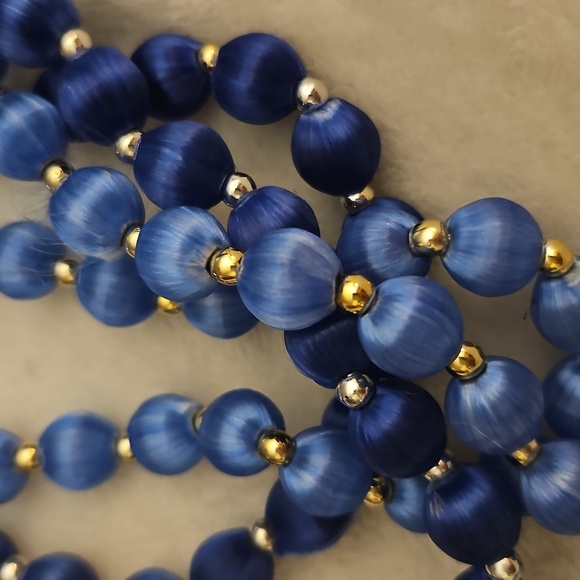 Vintage Set of Two Silk Thread Blue Beaded Necklaces - Picture 3 of 5